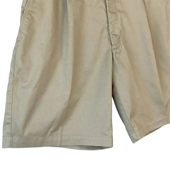 Nike Classic Chino Golf Bermuda Shorts Pleated Size 32 M Khaki Tan Cotton Blend - Picture 4 of 16